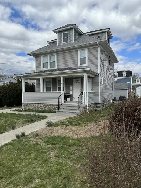 7 Saint John St, Norwalk, CT 06855