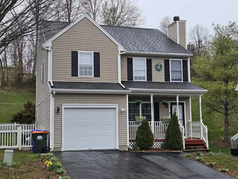 5 Foot Cir #5, Wallingford, CT 06492