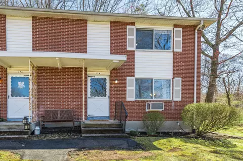 273 Queen St #17D, Southington, CT 06489