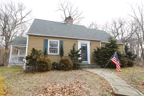 215 Park Terrace Ave, West Haven, CT 06516
