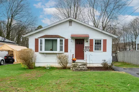 20 Carl St, Meriden, CT 06451