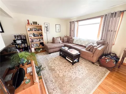 160 Joy Ln, New Britain, CT 06053