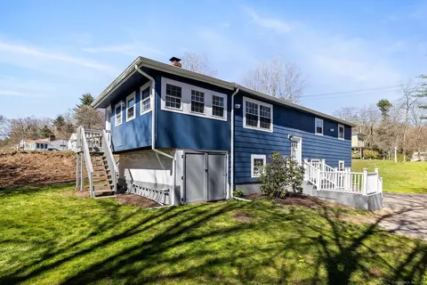 354 Vernon St, Manchester, CT 06042