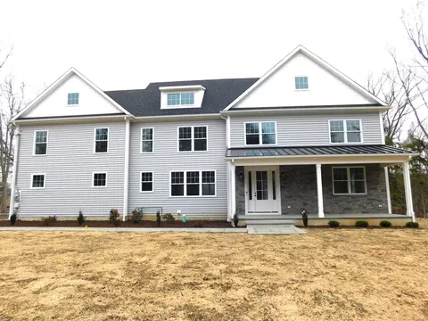 25 Haverhill Rd, Trumbull, CT 06611