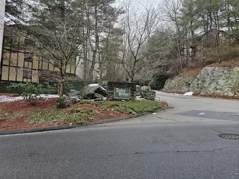 125 Warner Hill Rd #21, Stratford, CT 06614