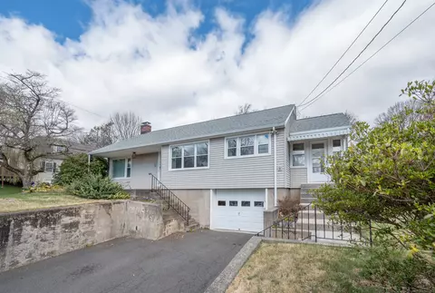 291 W Center St, Southington, CT 06489