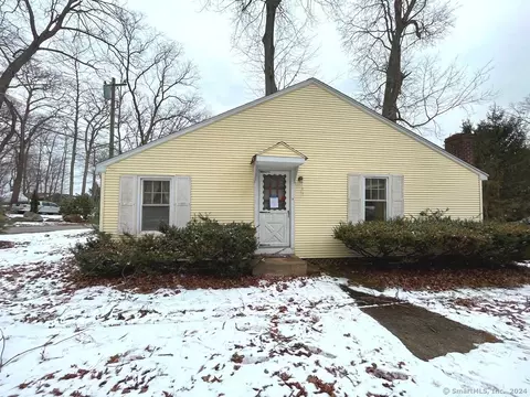 5 John Hand Dr, Coventry, CT 06238