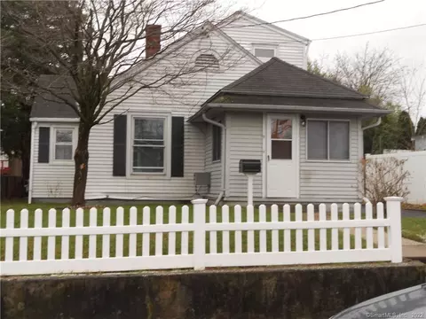 2 3rd St, Norwalk, CT 06855
