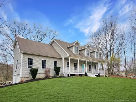 68 Old Toll Rd, Madison, CT 06443