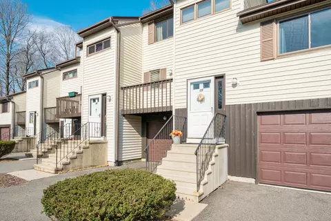 1 Oak Forest Dr #5, Manchester, CT 06042