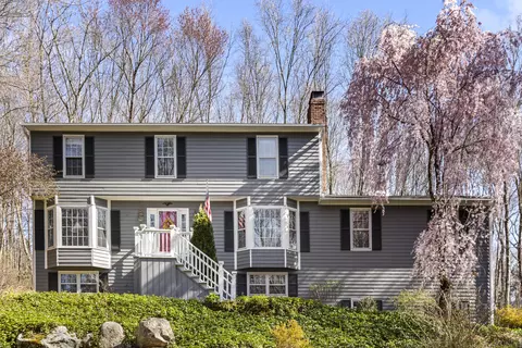 35 Field Rock Rd, Monroe, CT 06468