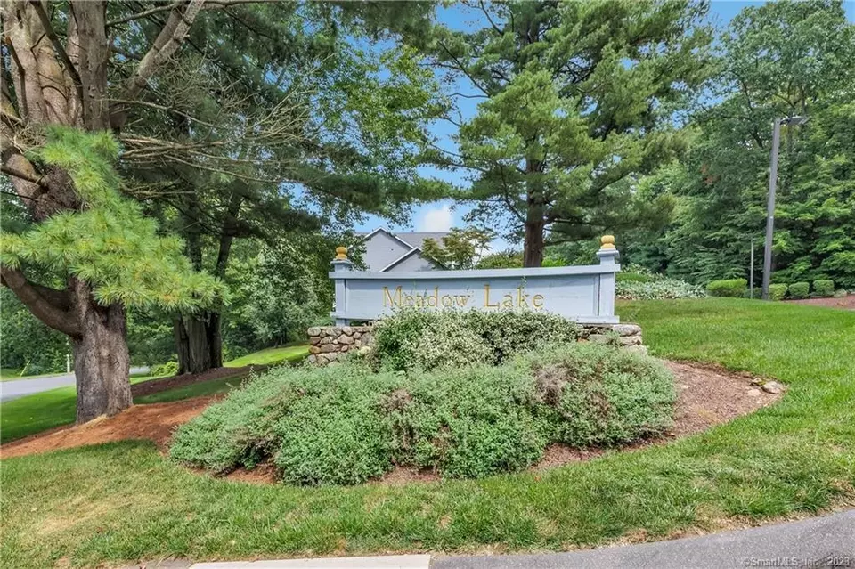 30 Meadow Lake Dr 30, Shelton, CT 06484 29 Photos Movoto