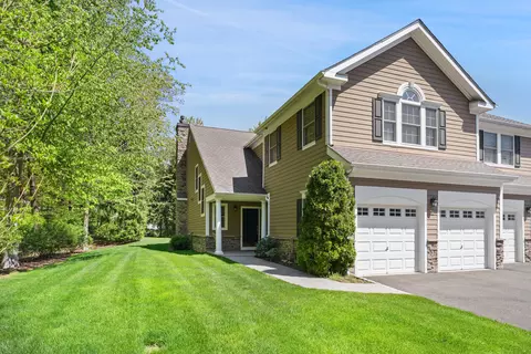 76 Terra Nova Cir #76, Westport, CT 06880