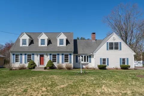 277 Spring Rd, North Haven, CT 06473