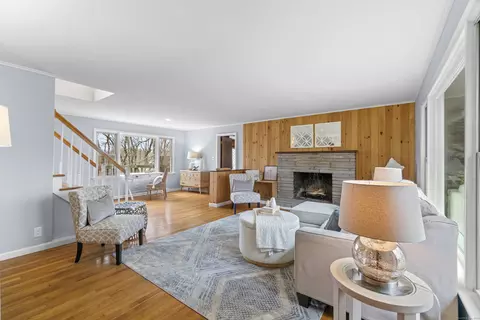 1149 Warner Hill Rd, Stratford, CT 06614