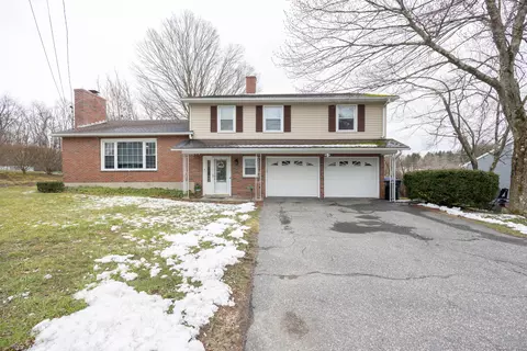 50 Circle Dr, Torrington, CT 06790