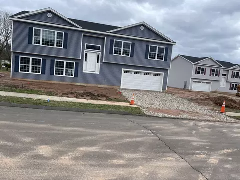 232 Wintergreen Ave, Hamden, CT 06514