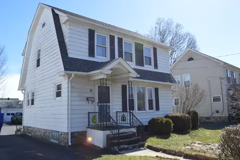 57 Manor Ave, Waterbury, CT 06705