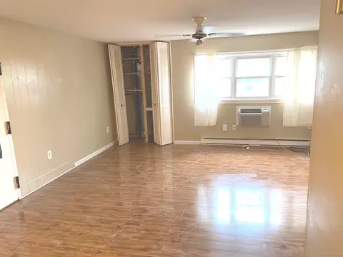 28 Thompson Rd #H, Manchester, CT 06040