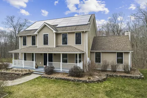 79 Cirillo Dr, Colchester, CT 06415
