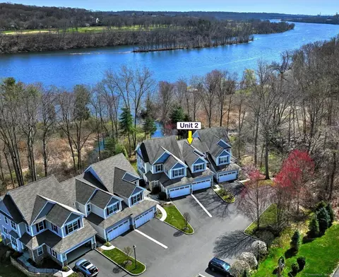 560 River Rd #2, Shelton, CT 06484