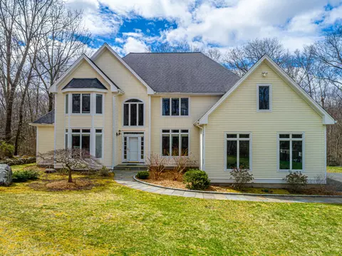 3 N Wind Ln, Wilton, CT 06897