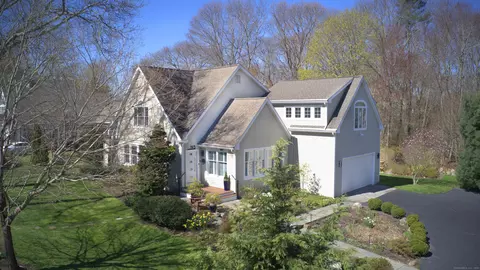 193 Cedar Rd, Mystic, CT 06355