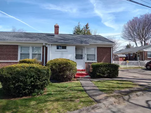48 Bodine Ct, Stratford, CT 06614