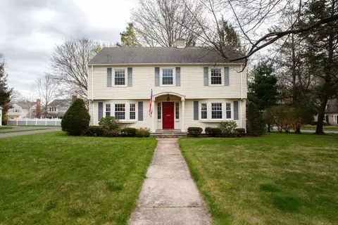 24 Scarsdale Rd, West Hartford, CT 06107