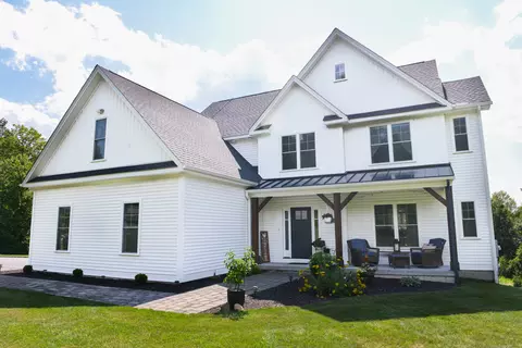 4 Fox Hunt Way, Harwinton, CT 06791