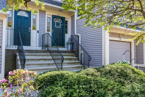 Undisclosed, Trumbull, CT 06611