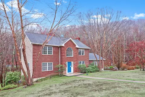 64 Westover Dr, Naugatuck, CT 06770