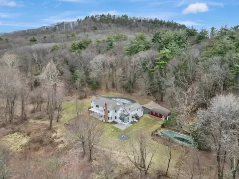 131 Barn Door Hills Rd, Granby, CT 06035