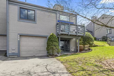 554 Pilgrim Hbr #554, Wallingford, CT 06492