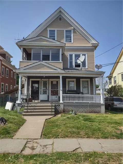 168 Barker St, Hartford, CT 06114
