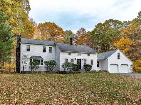 544 Carmel Hill Rd N, Bethlehem, CT 06751