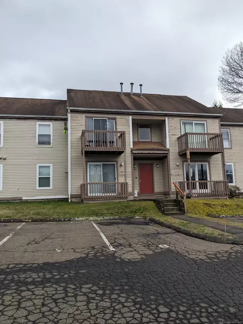 226 Laurel St #10, East Haven, CT 06512