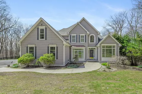 35 Ravens Croft Rd, Vernon, CT 06066