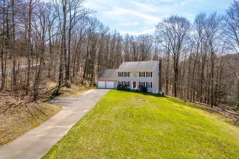 77 Foot Hills Rd, Durham, CT 06422