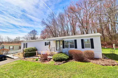 24 N Lakeside Dr, Plymouth, CT 06786