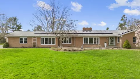 145 Kings Hwy, North Haven, CT 06473