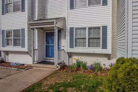 52 Irving St #31, Bristol, CT 06010