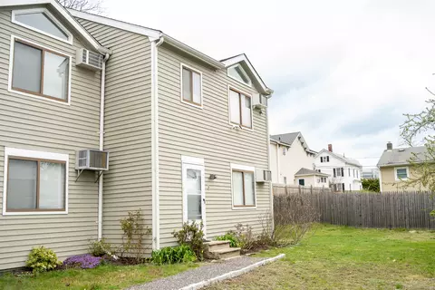 5 Ellsworth Ave #D, Danbury, CT 06810