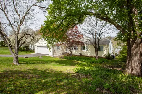 108 Woodpond Rd, West Hartford, CT 06107