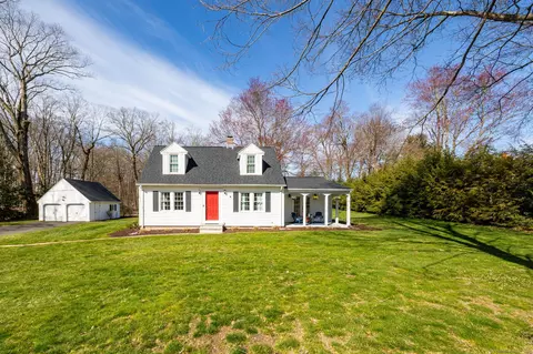 1161 E Street St N, Suffield, CT 06078