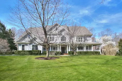 2 Bobwhite Dr, Westport, CT 06880