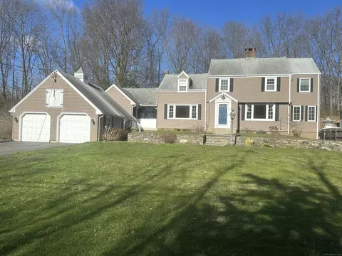 5 Blue Ridge Dr, Farmington, CT 06032