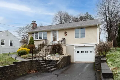 4 Cushing Ln, Southington, CT 06479