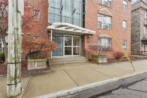 184 Pequot Ave #409, New London, CT 06320