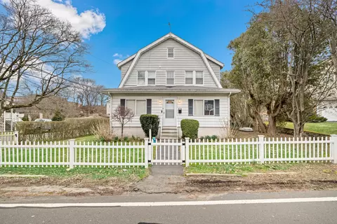8 Sheephill Rd, Greenwich, CT 06878
